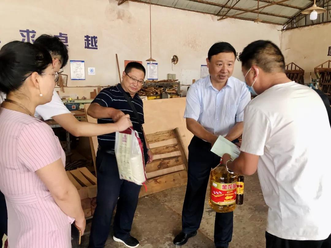 1594096906136367.jpg 1594096906136367.jpg