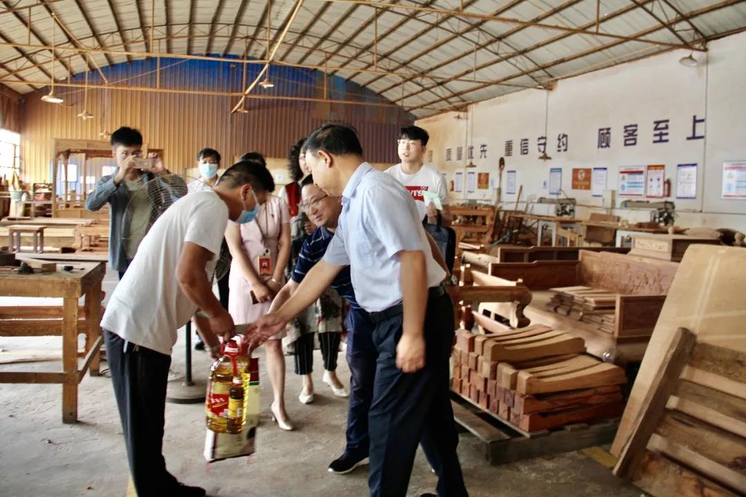 1594096913804005.jpg 1594096913804005.jpg